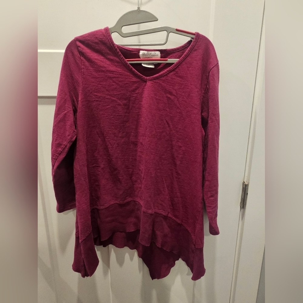 Great Cavalier by St. Paul Raspberry Cotton Asymmetrical Hem V-Neck Top Women M